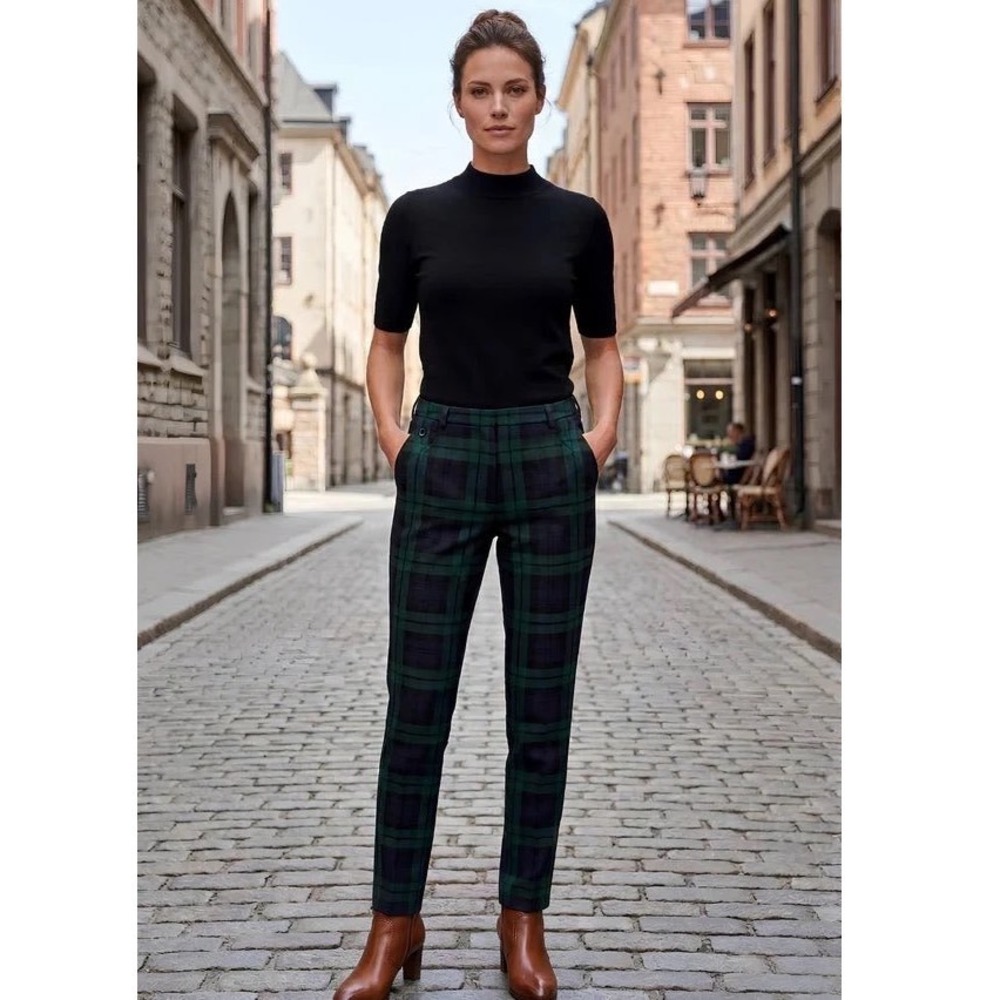 Banana Republic Sloan Pants Womens 14 Blackwatch Tartan Plaid Navy Green 38x27